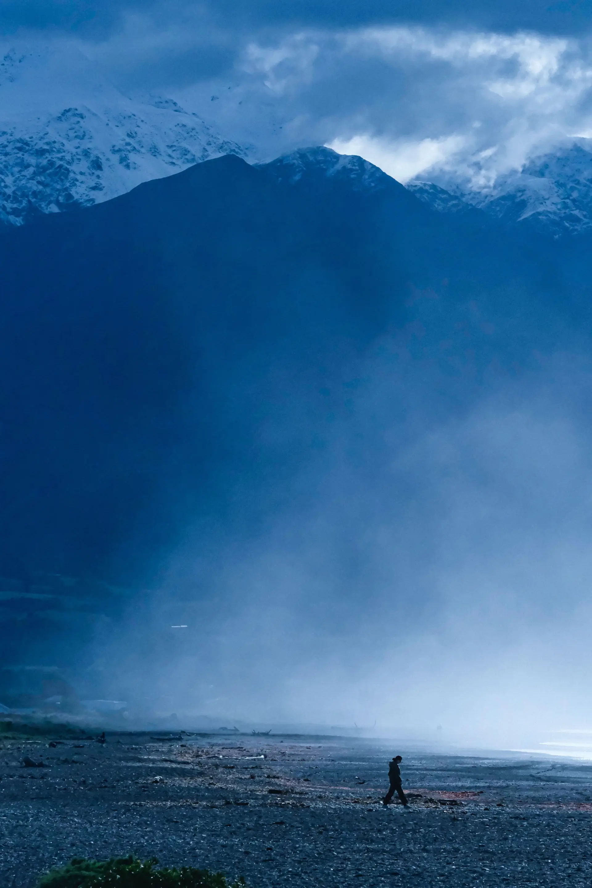 Kaikoura mountains mist