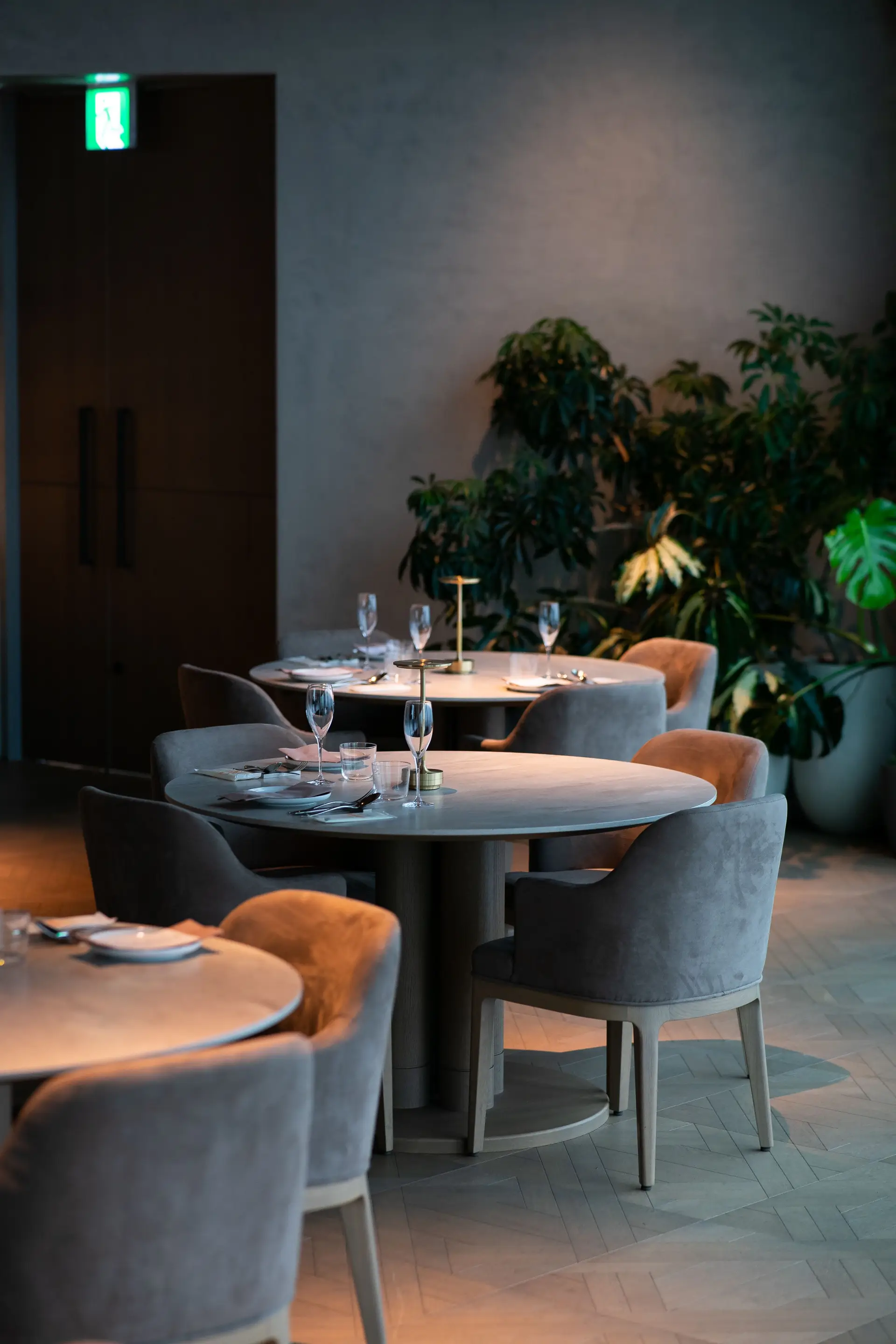Aura Seafood & Bar